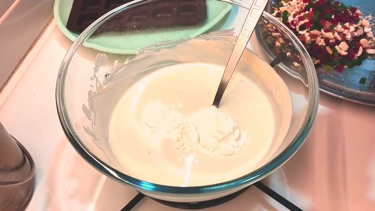 White Chocolate Barfi Recipe /Quick Chocolate Barfi / Chocolate Recipe / Homemade Chocolate Barf 