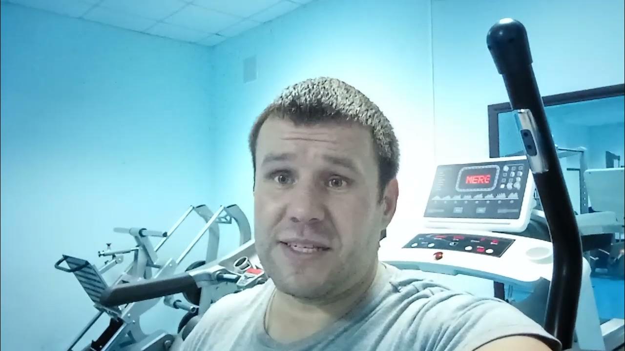 Хоккеист профессор