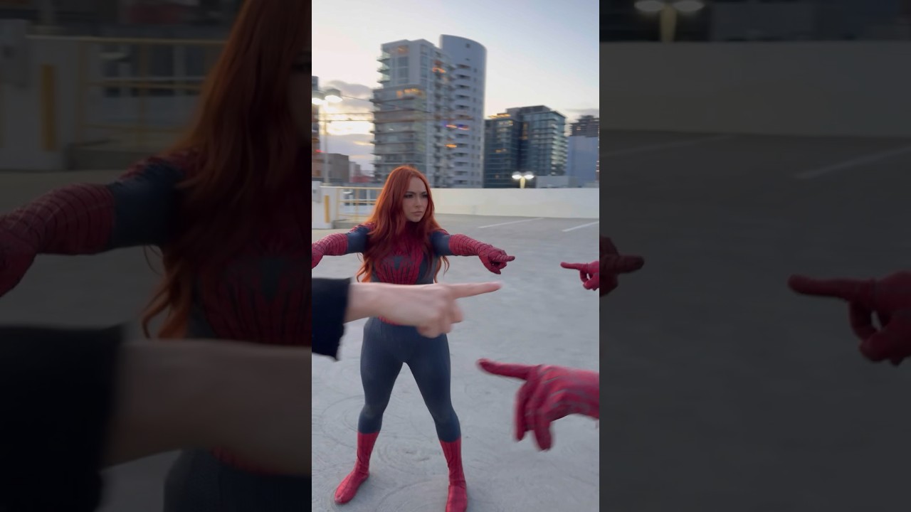 I didnt know I was entering the same universe as Spooderman 🕷️ #spooderman #spiderman #spiderverse