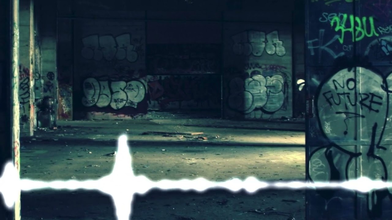 Sex Whales - Run The Trap (ft. Lox Chatterbox)