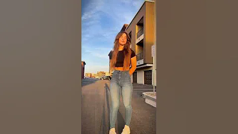 These Fit Jeans look beautiful in this girl #shorts