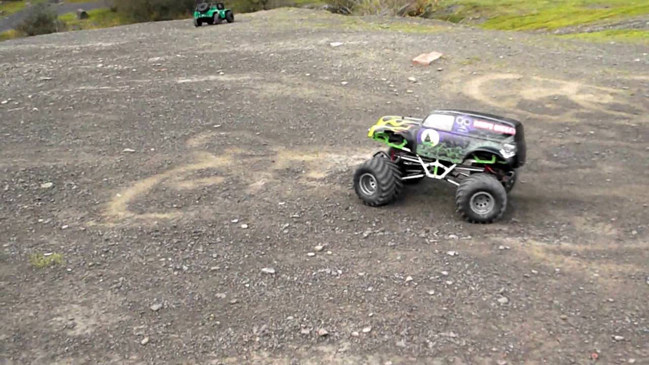 RC grave digger monster truck - YouTube