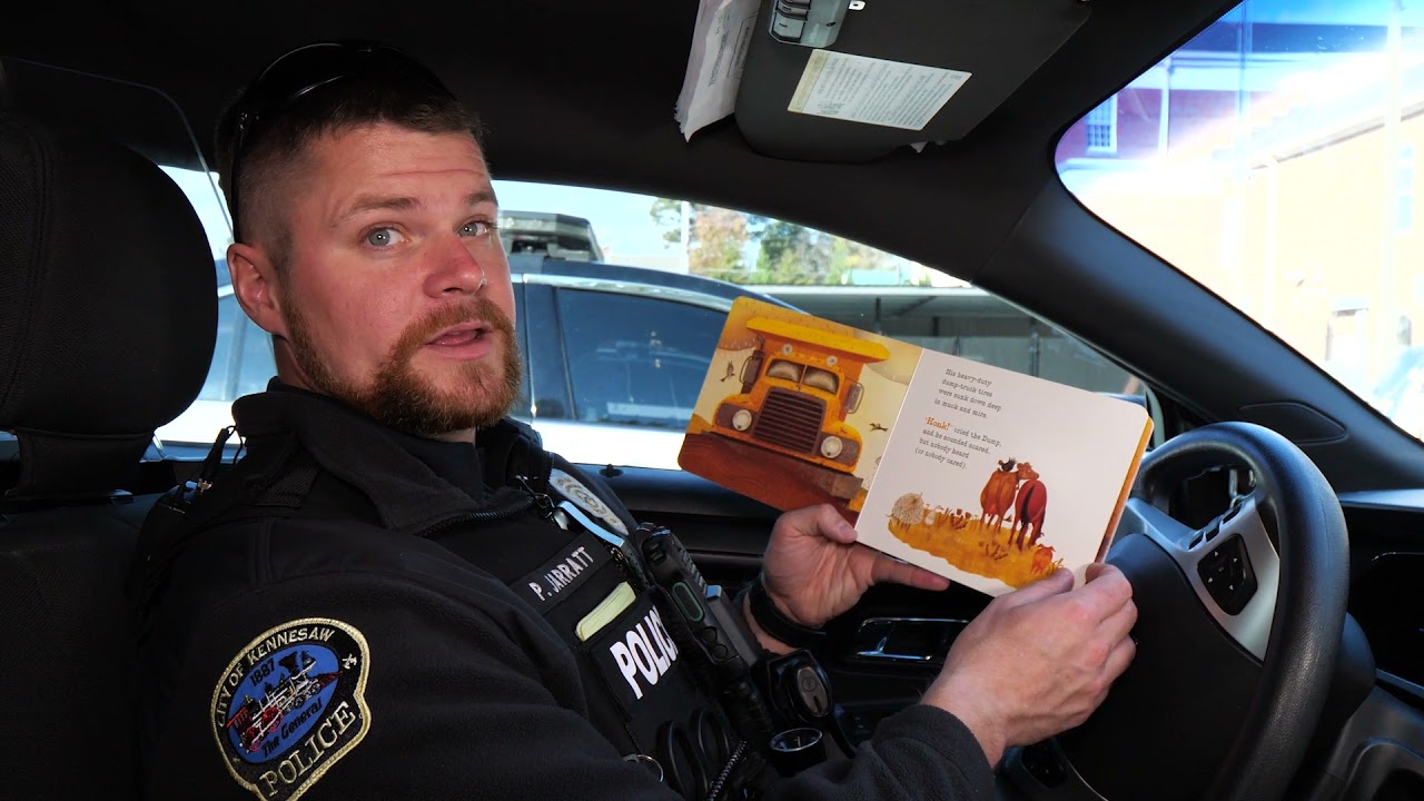 BlueLine Story Time Ofc. Jarratt reads Little Blue Truck by Alice Schertle