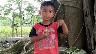 Jadhug Mengambil minyak wangi di tempat keramat untuk jaranan