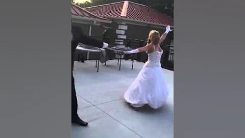 Heather and will Suttons first dance