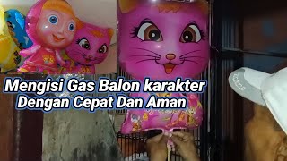 Mengisi gas balon karakter dengan cepat dan aman