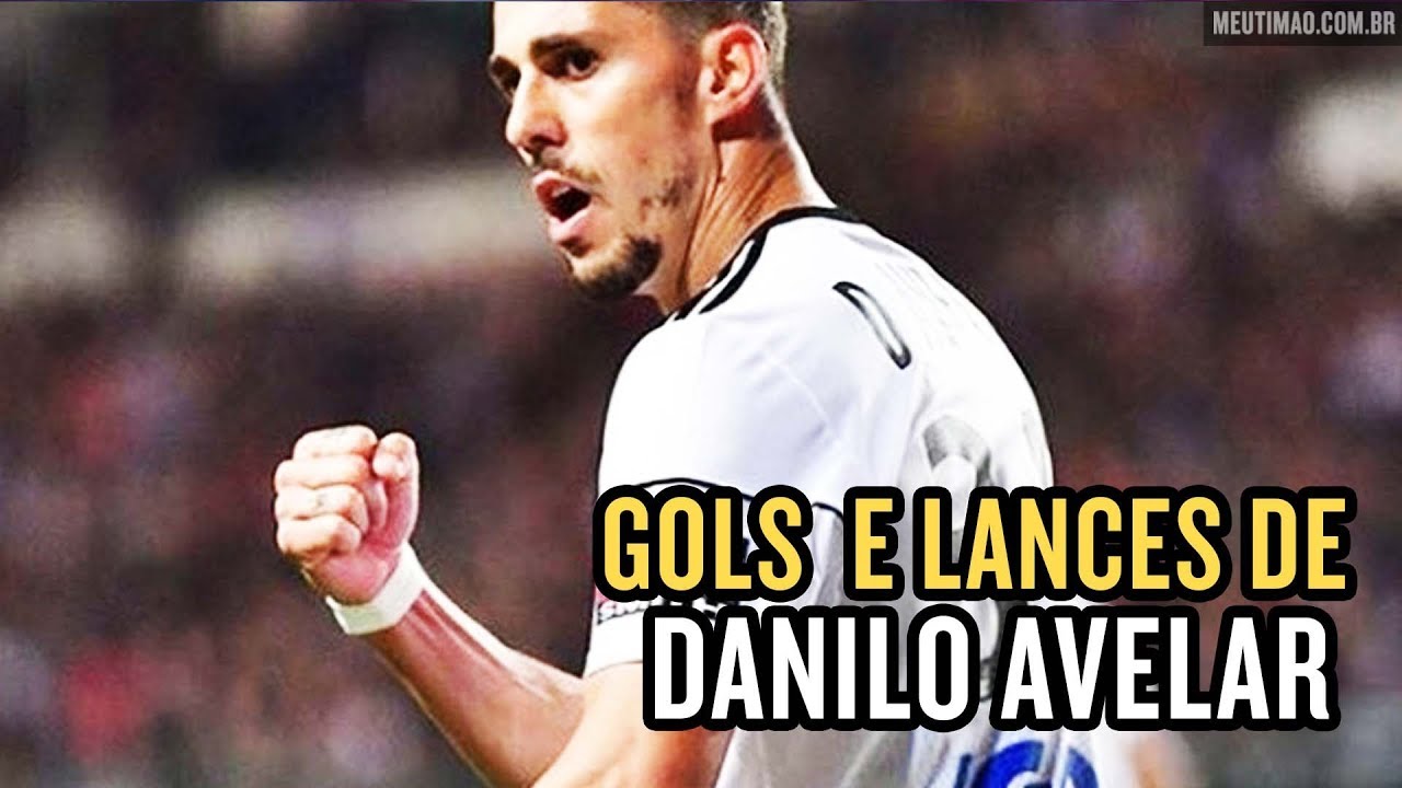 Corinthians anuncia a contratação do lateral-esquerdo Danilo