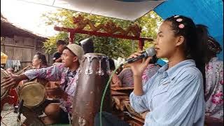 sinden cantik bersuara merdu Wanda Gending tayub banyumasan Dawet ayu Banjarnegara