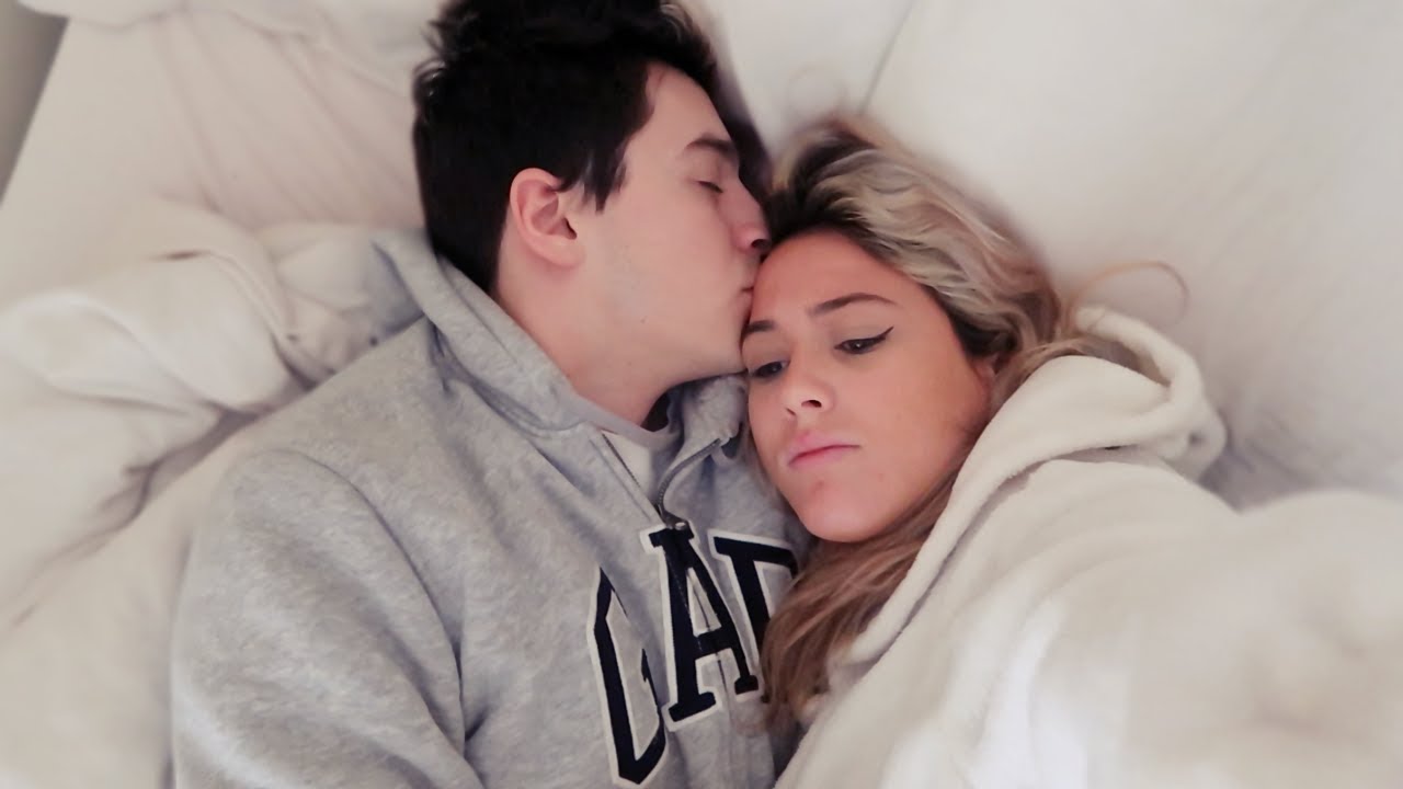 kissing her for the last time... (long distance relationship) YouTube