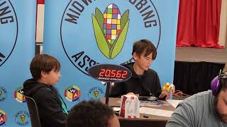WCA Cubing Competition Carthage One Handed 3x3 1st round 4
