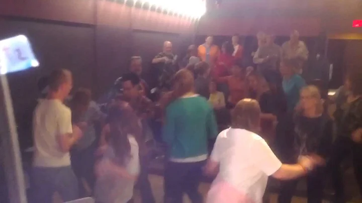 Marc Reigel sing along - Twist!