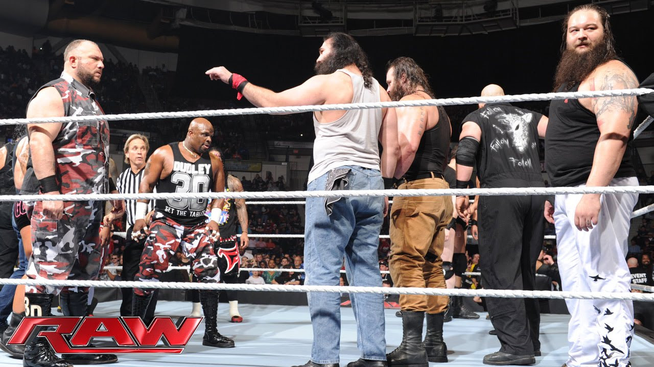 WWE's most dominant groups collide: Raw, December 7, 2015 - YouTube