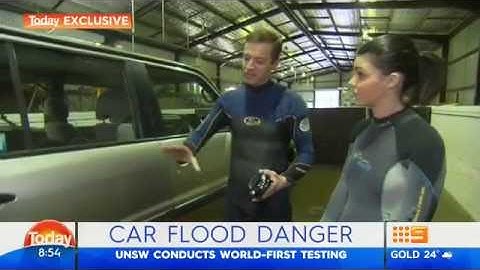 9 Today | How floodwaters can turn cars into deathtraps | 18 June 2016