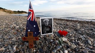 Thousands turn out across Australiato mark ANZAC Day