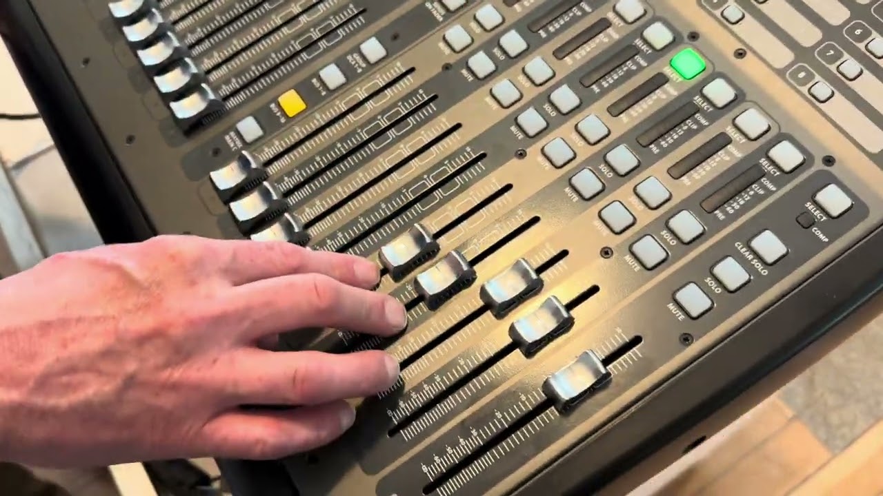 Setting effects Behringer Producer X32