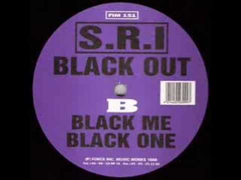 YouTubeでS.R.I. - Black Oneを視聴