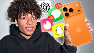 WHATS ON MY IPHONE 17 PRO MAX!? (Photos, DM's, Bank)