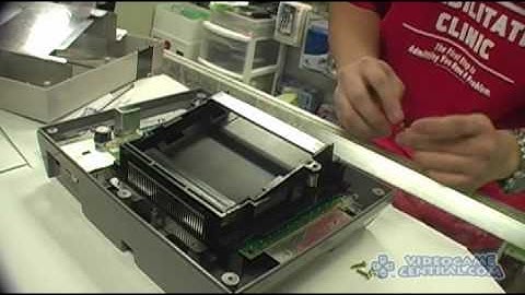 How to Fix & Repair the Original Nintendo System (NES) - Replacing Nes 72 pin Connection Part