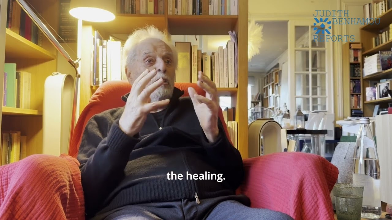 Alejandro Jodorowsky. Filmmaker, Artist, Tarot Reader - « Art sin fin ». Paris. February 2025