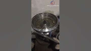 Vibrating bowl for automatic ring hardware part sorting machine