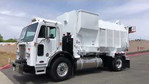 2009 Peterbilt 320 Amrep 18 Yard LNG Side Loader For Sale