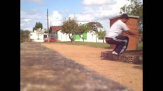 Gabriel Castro - Parkour Pelotas Sampler 2010