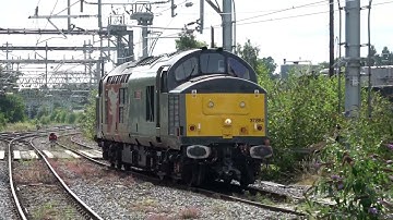 RAIL OPERATIONS GROUP TRACTOR 37884 light engine 0M57 at Walsall 30.08.22.