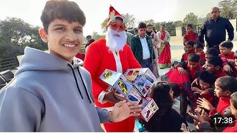 Chacha ji ko santa Bana Diya 😍