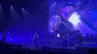 "You Don't Know Her Like I Do" Brantley Gilbert LIVE