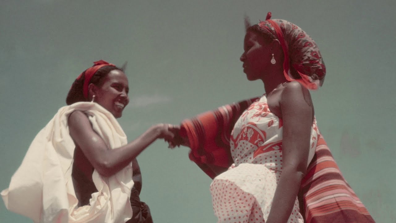 SOOMAALIDU ASAL AHAAN XAGEE KA YIMAADEEN AMA KA SOO JEEDAAN?