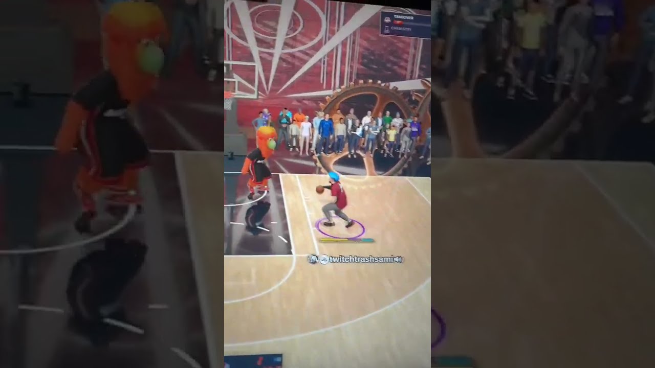 a contact dunk in 2k25 and snatch block