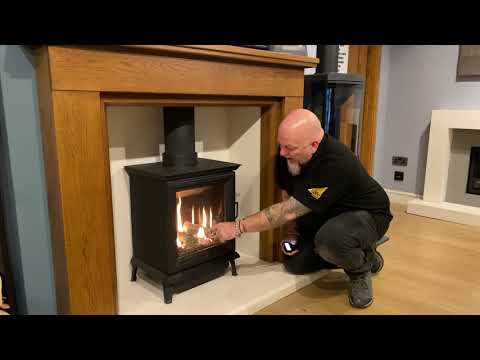 Video: Moderne Flueless Gas Fire til dit hjem: Superior Neon