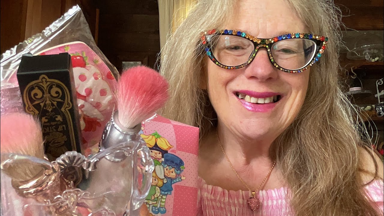 ASMR    Soft Spoken ✨ Your Friend Gently Does Your MakeUp ✨ Role Play