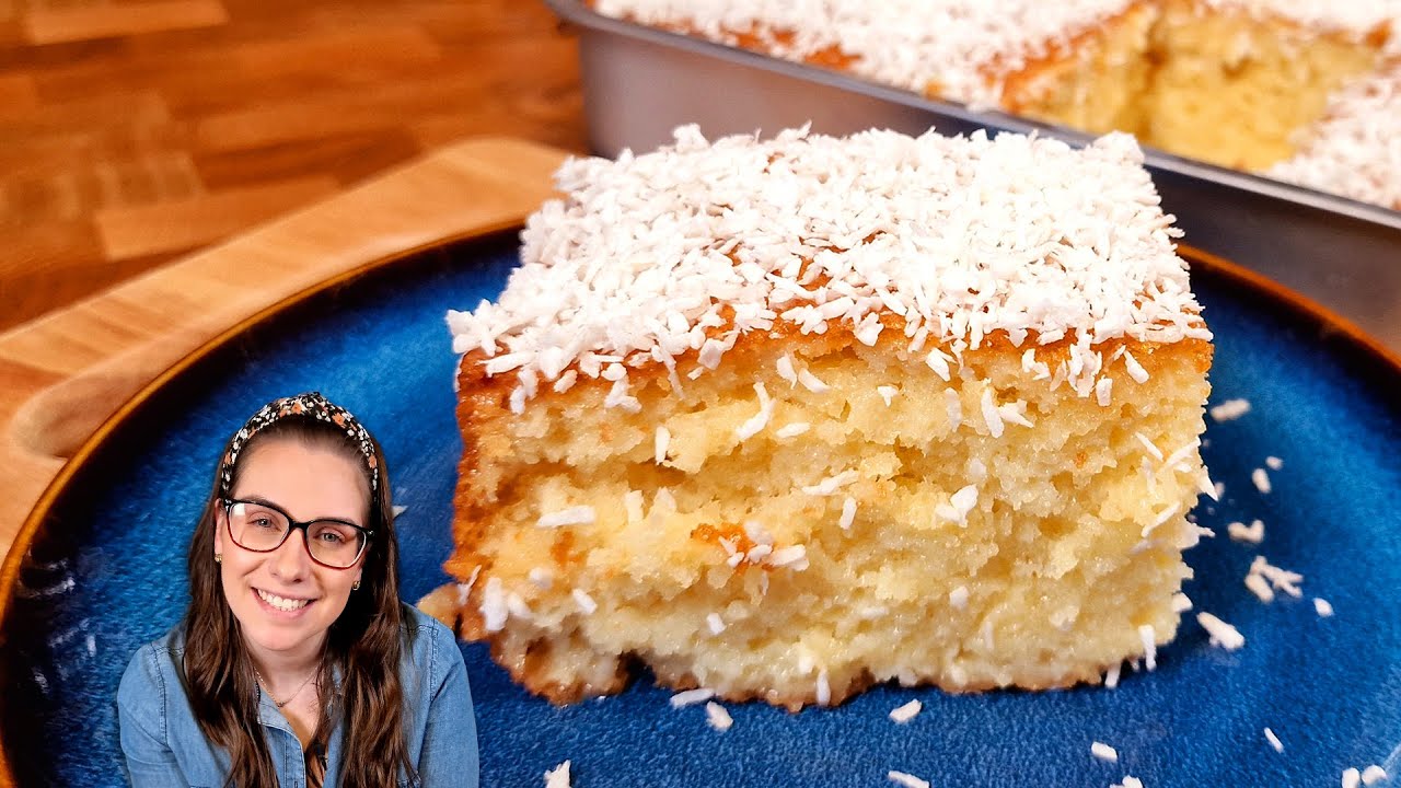 BOLO DE COCO SUPER MOLHADINHO | BOLO TOALHA FEUPUDA FOFINHO FÁCIL DE FAZER