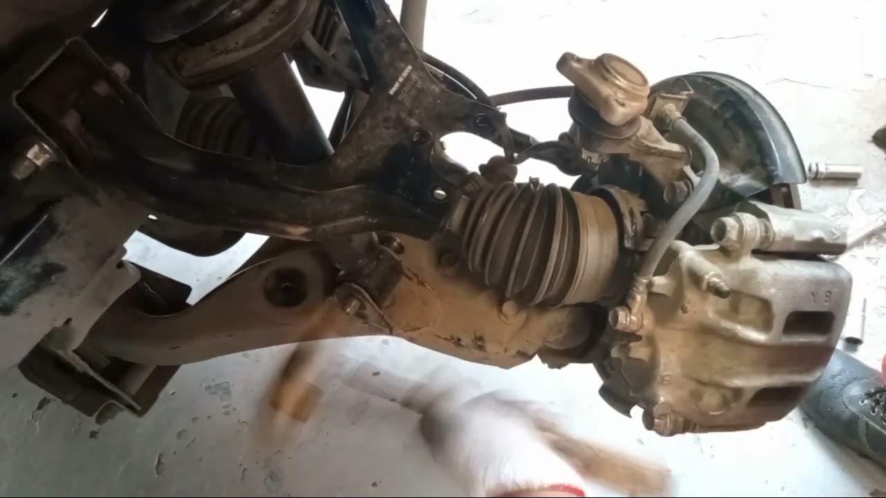 Mitsubishi Pajero (tech.info)lower arm alignment