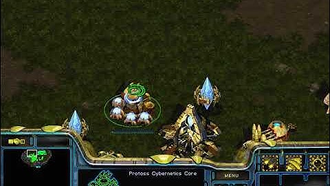 StarCraft: Brood War - 1 Protoss vs 7 Zerg (vs 7 computers ) Map: Big Game Hunters