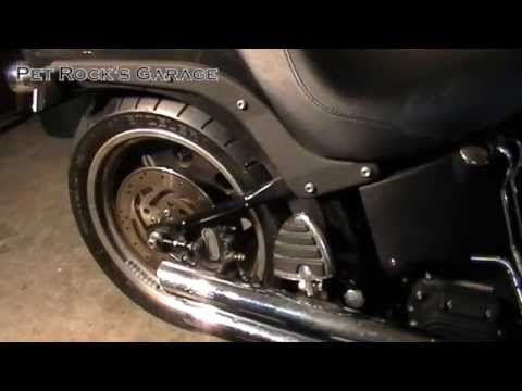 how-to-remove-&-install-rear-wheel---harley-davidson-softail