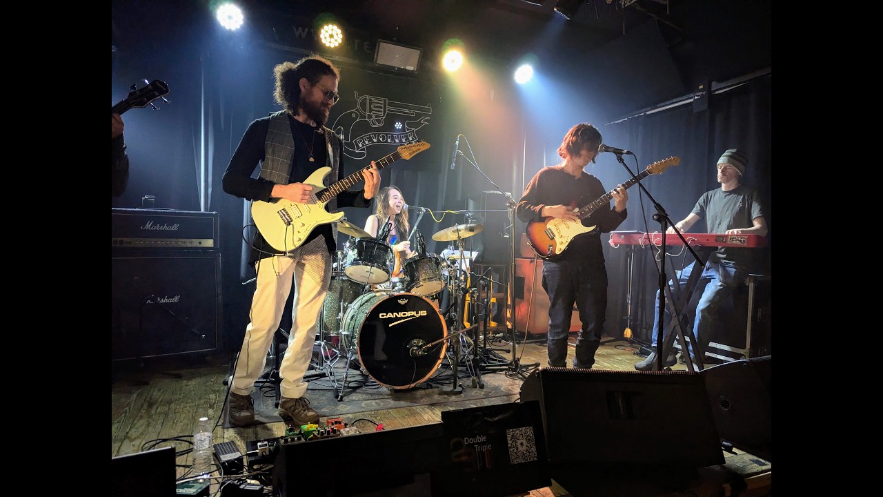 Midweek Timeout: Double Triple Live at Revolver (台北)