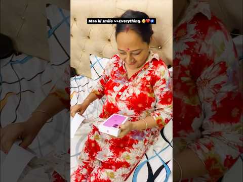 Special gift for mom🥺❤️🧿 #explorepage #viral #mom #youtube #shorts #viralreels #reels #emotional