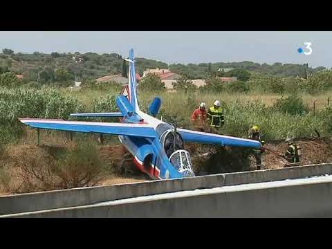 IMAGES - À Perpignan, un avion de la Patrouille de France se crashe à l'aéroport