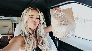 Eating Mcdonald's in my car while answering questions! vlogmas day 6!