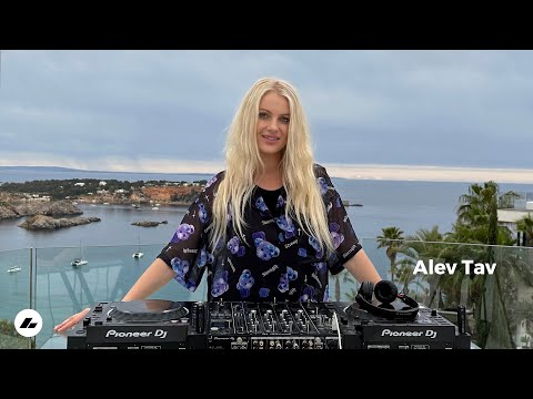 Alev Tav - Live @ Radio Intense Ibiza 7.6.2023 / Tech-House DJ Mix