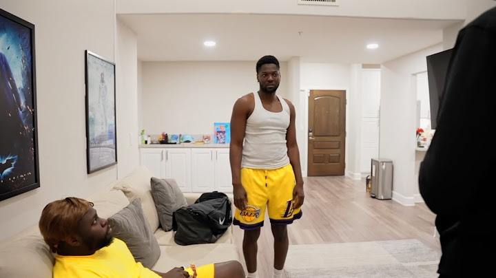How Lebron and the other teams were in the locker room after getting out first round (2025)