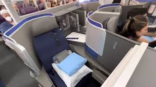 United 787 Dreamliner | Trip Report | Polaris Business class | London to LAX