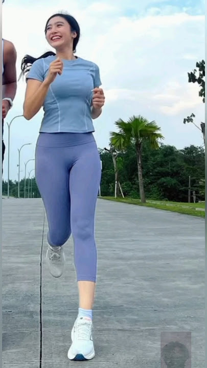 Febby lari lari