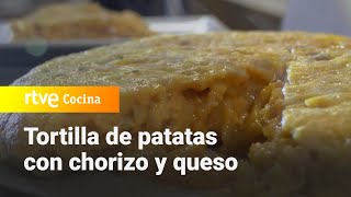 Tortilla De Patatas Con Chorizo Y Queso - Aquí La Tierra Rtve Cocina