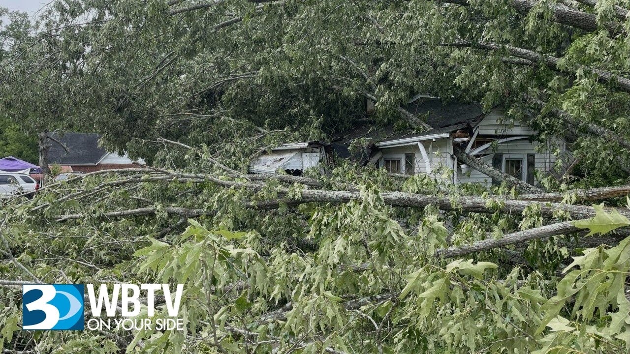 Clean Up Continues After Strong Storm In Cherryville - YouTube