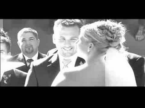 KISSING WEDDING DEMO