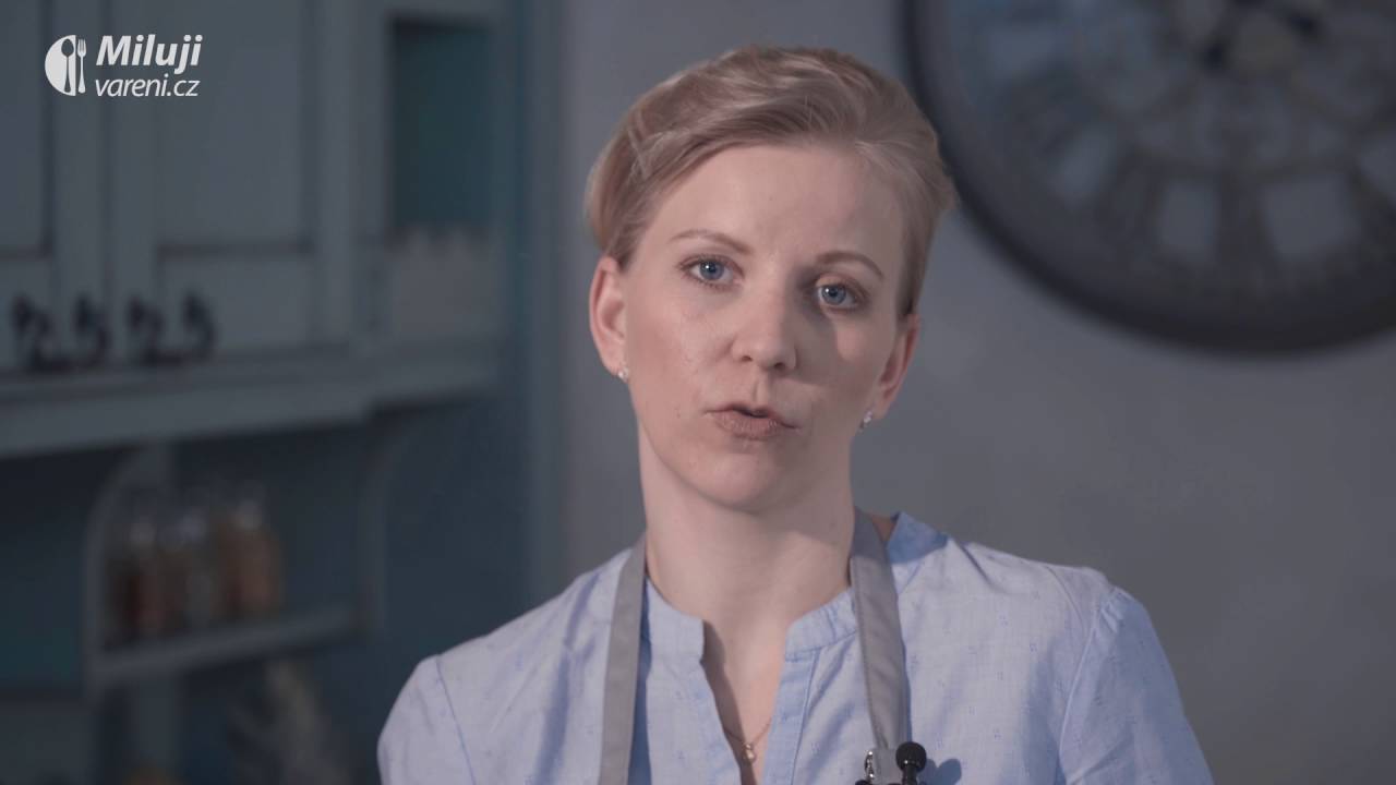 Připravte si potahovací hmotu na potahování - Milujivareni.cz