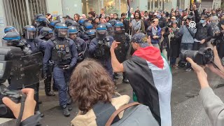 İsrailin Gazzeye Yönelik Saldırıları Pariste Protesto Edildi